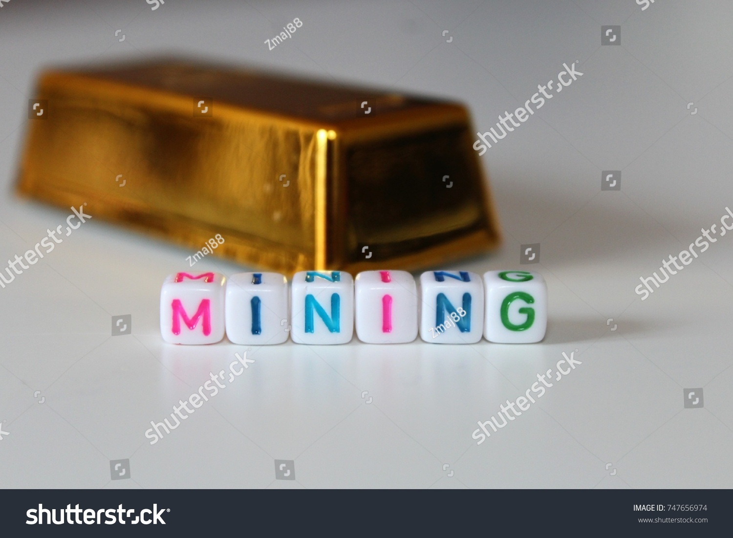 Tr