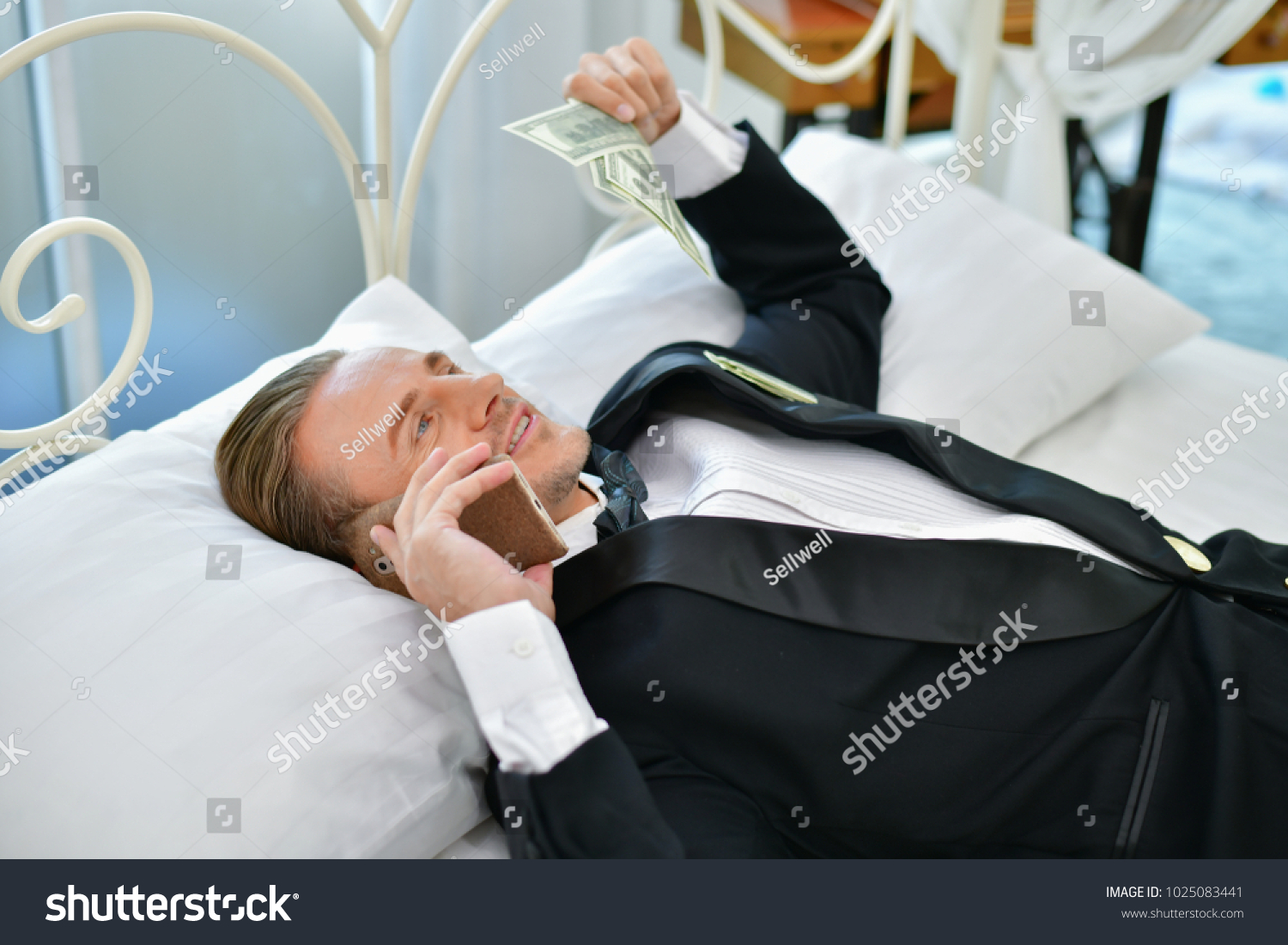 Mu