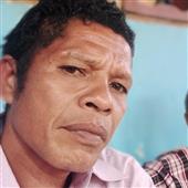 Xú