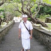 Ngườ