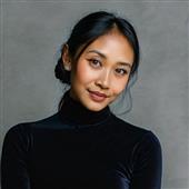 Nữ H