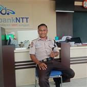 nư