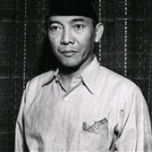 Tr