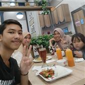 LẠ