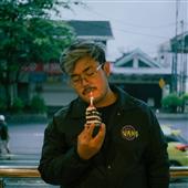 Cr