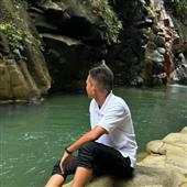 Tỷ s