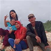 Thái