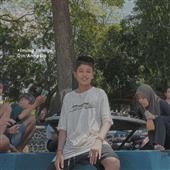 Ngườ