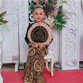 Tỷ