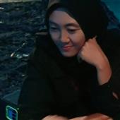 nư